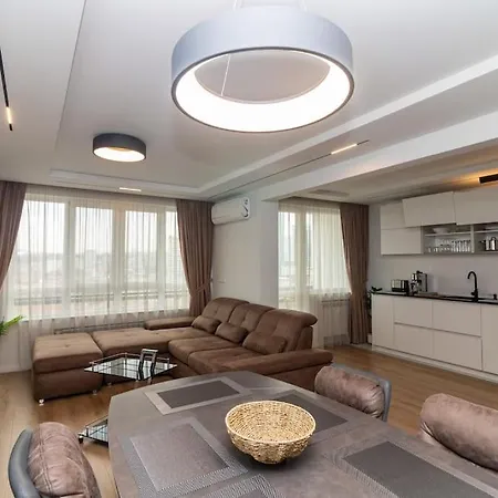 Διαμέρισμα Gran Capital View Workspace & Free Parking Σόφια